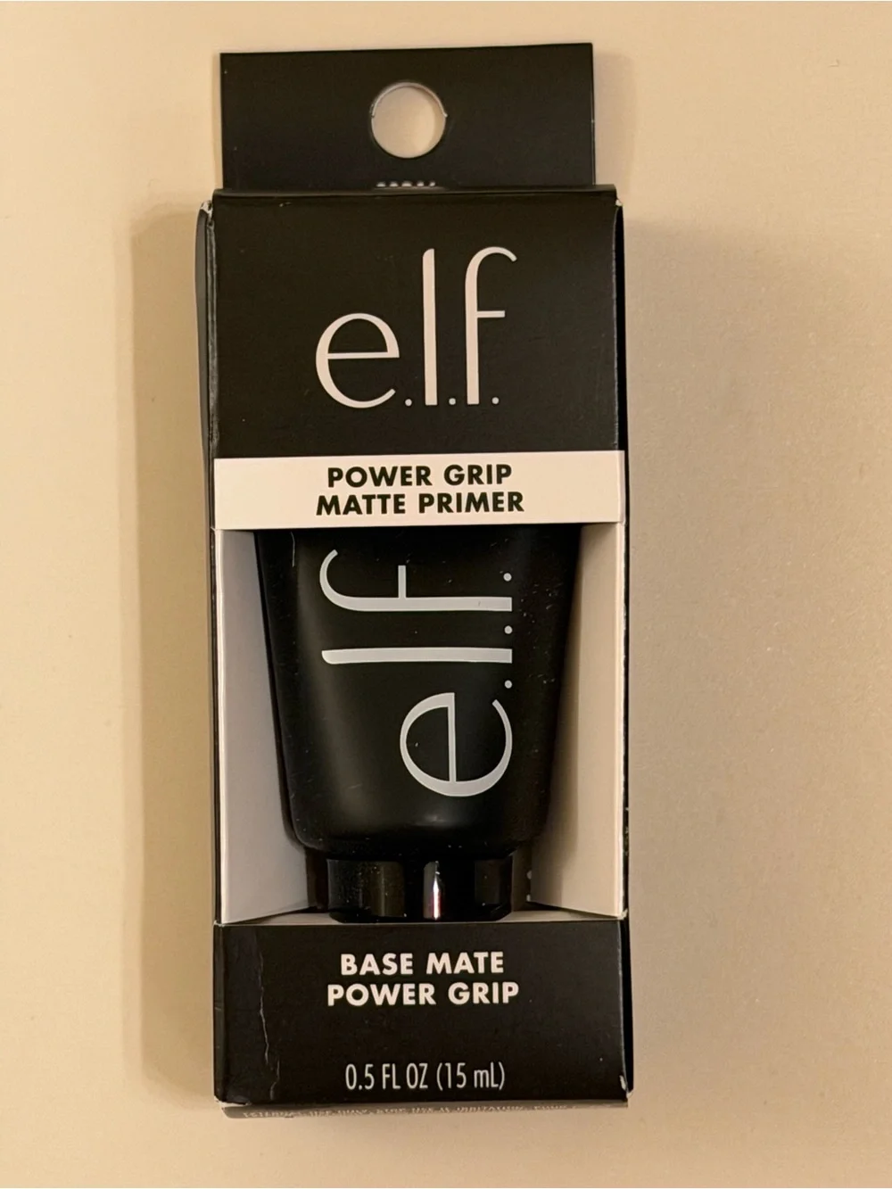 elf Power Grip Matte Primer & Triangular Buffing Brush - Black